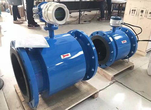電池供電型電磁流量計(jì)產(chǎn)品圖